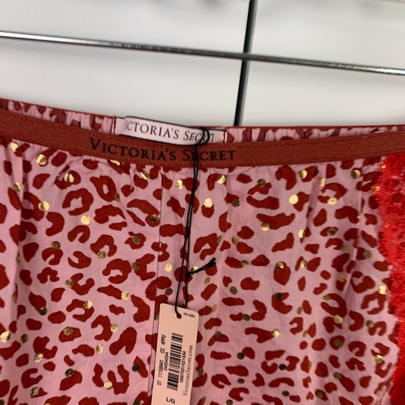 NWT Victorias Secret LARGE Sleep Shorts Red Gold Leopard Boxer - Picture 3 of 5